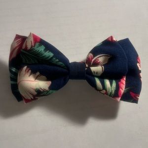 Hair bow